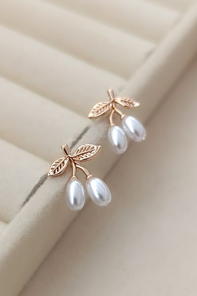 COSİTA Minimal Pearl Cherry Earrings