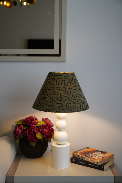 retro home design Özel Krem Ayaklı Kadife Kumaş Konik Labirent Desenli Dekora...