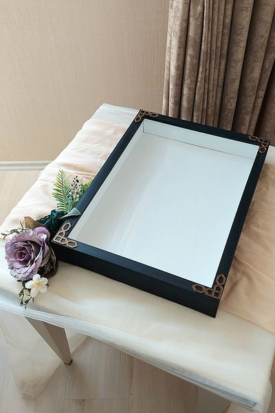 Verda Çerçeve Κορνίζα μνήμης 30x40 εκ. για λουλούδια ειδικής ημέρας! Κουτί με ροζ πλαίσιο! Κουτί με βαθύ τριαντάφυλλο!