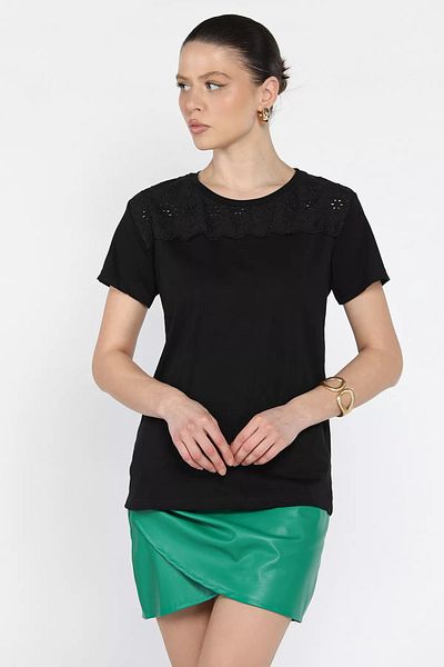 GÜLSELİ Tricou negru pentru damă, cu dantelă brodata, cu decolteu