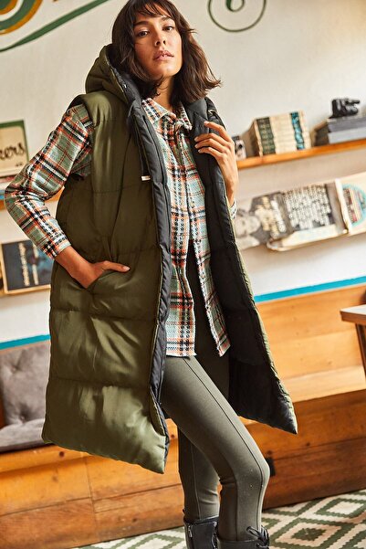 Olalook Γυναικείο Χακί Μαύρο Υφαντό Γιλέκο Διπλής Όψης Γεμισμένο με Κουκούλα YLK-19000013