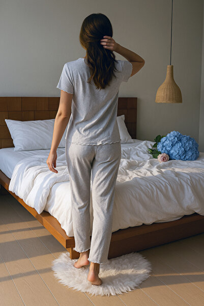 BELLA NOTTE Pamuklu Gri Fiyonk Detaylı Mevsimlik Pijama Takımı