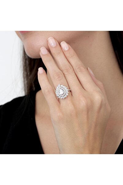 Mia Vento Effective Diamond Işıltılı Markiz Serenatı Gümüş Yüzük