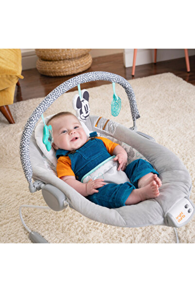 Bright Starts - كرسي هزاز مريح من ميكي ماوس كلاودسكيبس، من عمر 0 إلى 6 أشهر