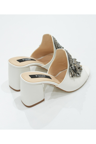 Kuum Жіночі аксесуари Детальні капці на підборах