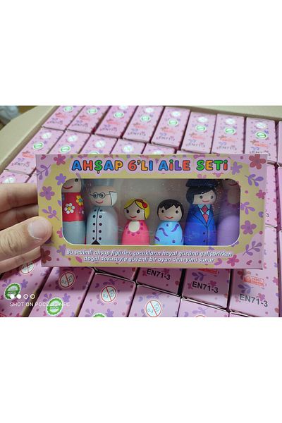 YAHO OYUNCAĞIN DOĞAL HALİ 6-Piece Wooden Puppet Family Set