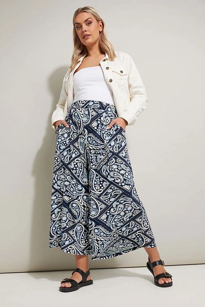 Stil Diva Plus Size Elastic Waist Pocket Patterned Capri Pants 145279