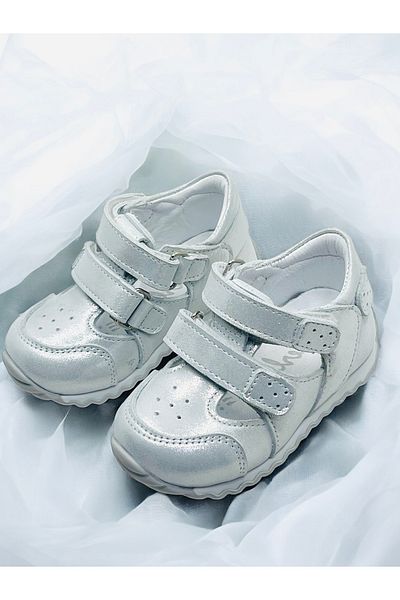 Perlina Leather and Orthopedic Sole Girls Shoes