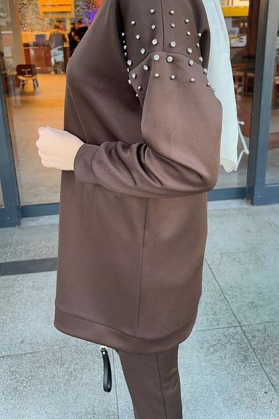 Tesettür Diyarı Scuba Fabric Double Set with Shoulder Stone Detail - Brown