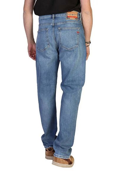 Diesel Blugi barbati Diesel model D-VIKER L32 A05156 RM046 Albastru W34-L32 US