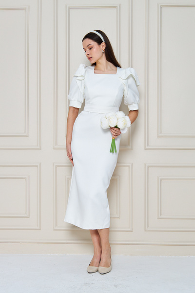 SEVGİHELLAÇ İNCİ DETAYLI MİDİ BOY KALEM ELBİSE