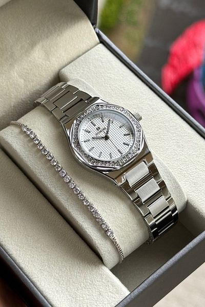 Homies Women's Wristwatch Special Gift Box and Bracelet for Mother's Day