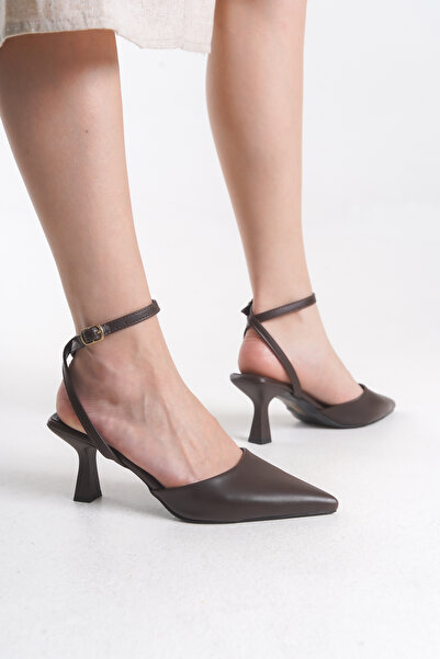 Entella Store Kısa Topuklu Bantlı Cilt Acı Kahve Kadın Ayakkabı