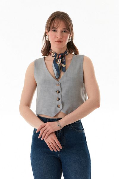 Fulla Moda Buttoned V-Neck Vest