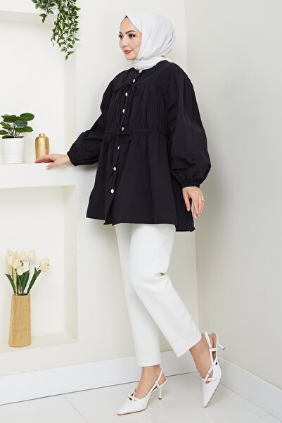 InStyle Черна риза с копчета и камъчета