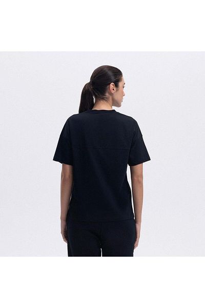 Ellesse Ef394-Bk Oversize Tee Women's T-Shirt - Black