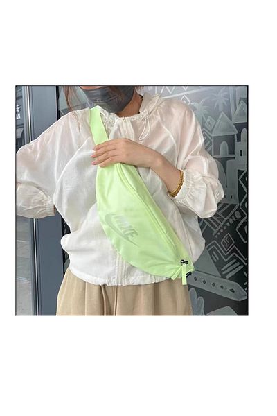Nike Heritage Waist or Crossbody Bag(3 L)