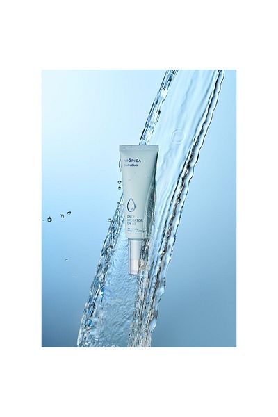 Viorica Moisturizing day cream with SPF 50