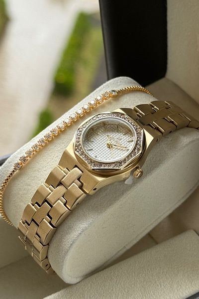 Homies Women's Wristwatch with Special Box and Bracelet Gift for Mother's Day.Hm06354S01