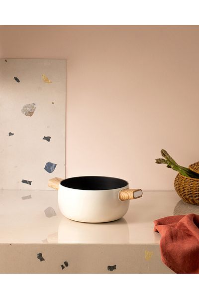 Madame Coco Manon Pot - White - 22 cm