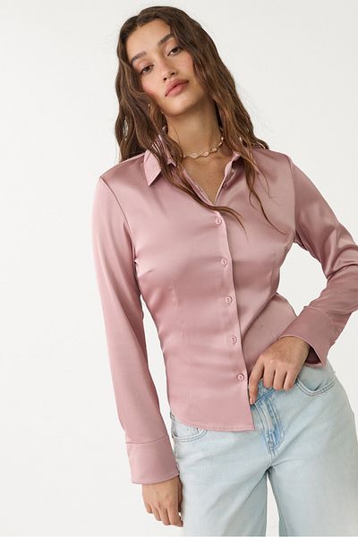 Stradivarius Fitted satin T-shirt