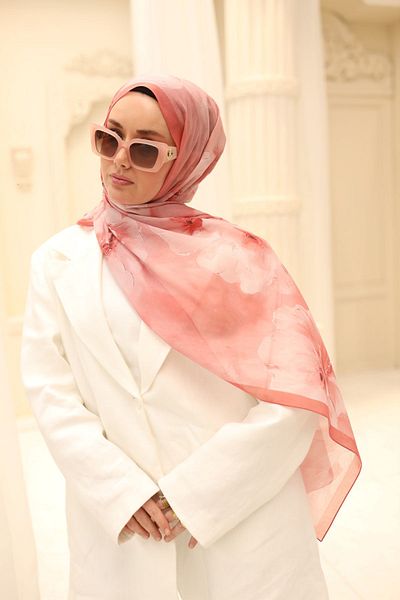 Silk Home Magnolia Pattern Naria Shawl