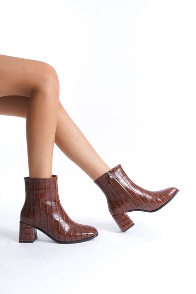 EMOYRA Emily Women's Winter Tan Heeled Boots