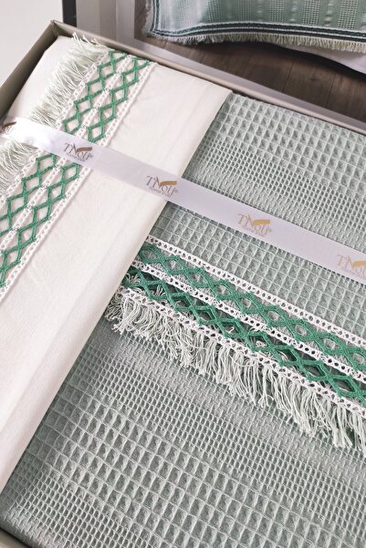 Sevim Комплект одеяла Tivoli Double Lace от 4 части, цвят Dowry - Melanie - Mint