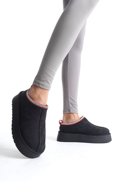 EMOYRA Darcy Black Daily Mini Winter Bootie