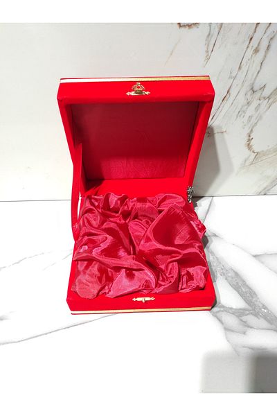DM PORSELEN Velvet Box for One Person Cup Team Red