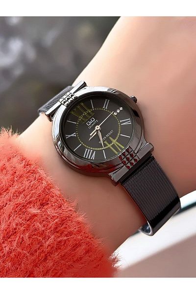 Q&Q Women's Straw Cord Wristwatch