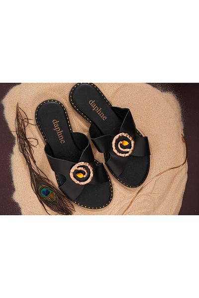 DaphneSandals Genuine Leather Black Women's Slippers - 5412