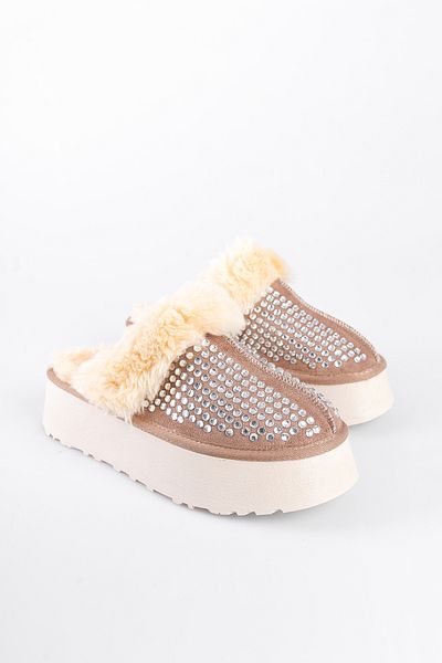 Capone Outfitters Γυναικείες παντόφλες με κλειστή πέτρα