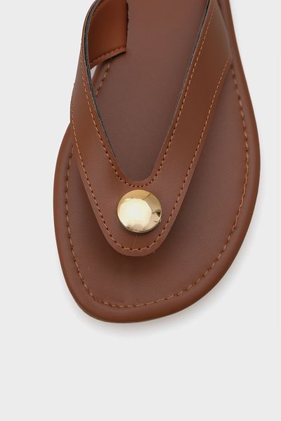 Capone Outfitters Kassey Flip Flops Flat Heeled Metal Accessory Round Toe Women's Slippers