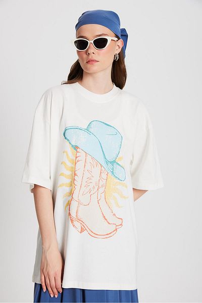 minaaise Women's Ecru Oversize Printed T-Shirt 29156