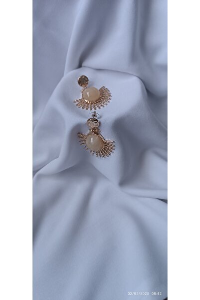 ARİ TAKI Cream Sun Earrings