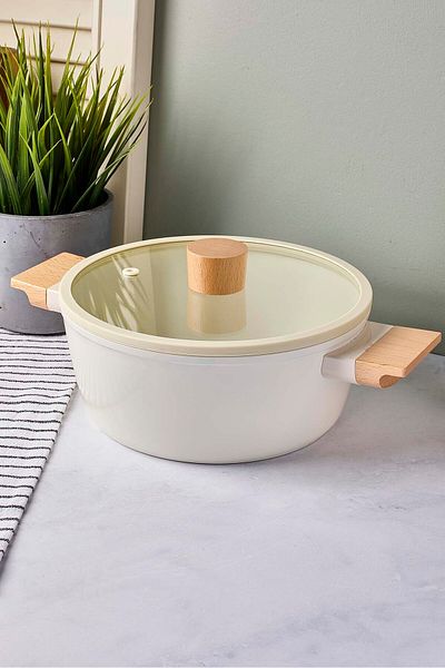Perotti Cookwood Beige Induction Base Ceramic Deep Pot with Wooden Handle and Lid 20 cm