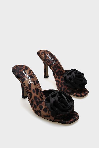 Capone Outfitters Γυναικείες παντόφλες Lou με μεσαίο τακούνι Floral Satin
