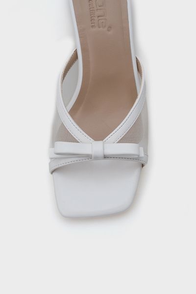 Capone Outfitters Γυναικείες παντόφλες Midge με μεσαίο τακούνι με διχτυωτό φιόγκο