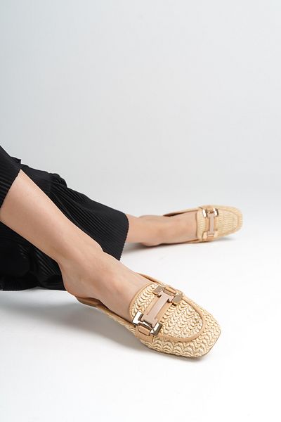 Capone Outfitters Women's Short Heeled Straw Buckle Genuine Leather Slippers