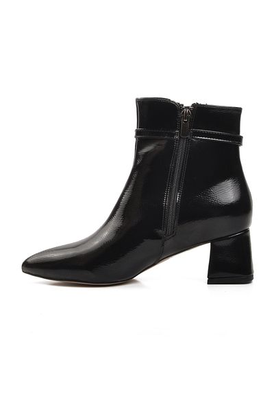 Aspor Black Patent Leather Polyurethane Women's Heeled Boots