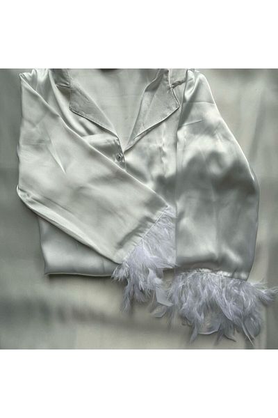 Lotiva Wear Women's Feathered Satin Nightgown Set