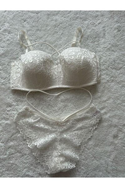 Pink Cadillac ÇAPRAZ İPLİ DOLGUSUZ SÜTYEN TAKIMI