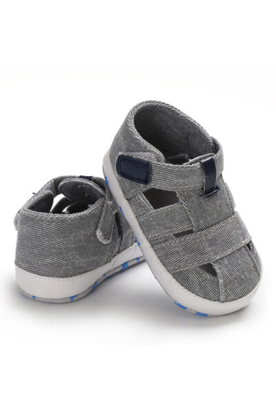 Pure Boutique Sandalute gri inchise in fata