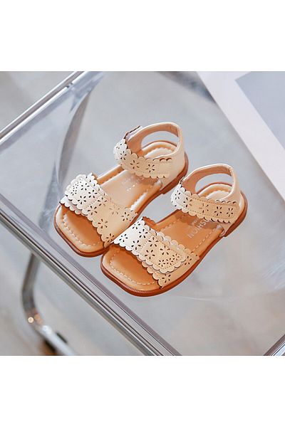 Superbaby Cream sandals - Bella