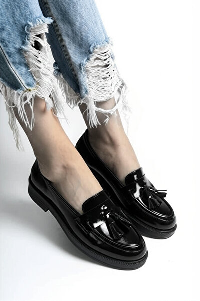 GRADA Siyah Rugan Püsküllü Hakiki Deri Kadın Loafer Ayakkabı Parlak Siyah Ponponlu Kadın Mokasen Ayakkabı