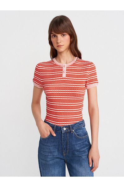 Dilvin 10754 Crew Neck Buttoned Striped Knitwear Blouse-Red-E.
