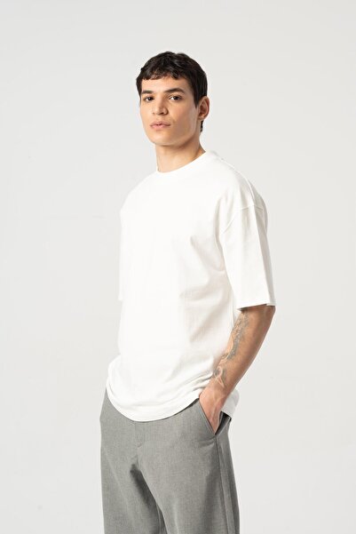 MFY Fashion Men's 100% Cotton Oversize Cut Crew Neck Short Sleeve T-Shirt Ecru