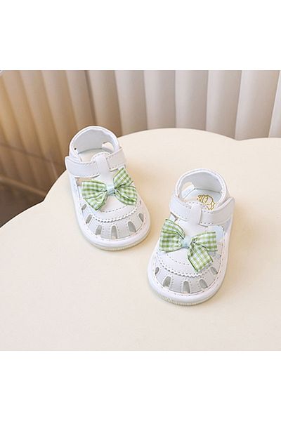 Superbaby Sandalute albe cu piuitoare si fundita in carouri