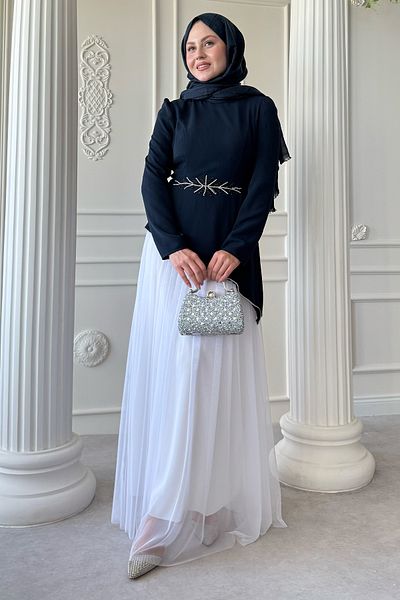 InStyle Μπλε ναυτικό φόρεμα με πέτρινη λεπτομέρεια με τούλινη φούστα
